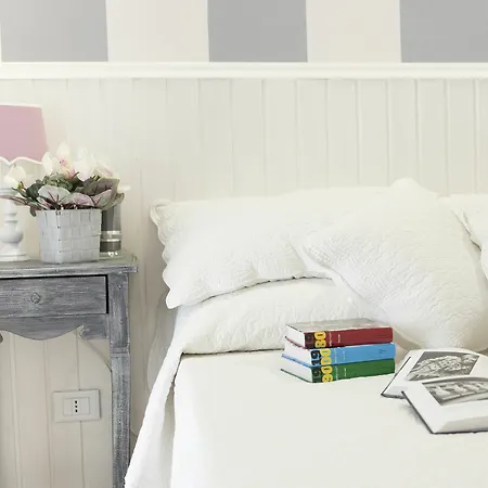 Lungomare & Charme Pensión