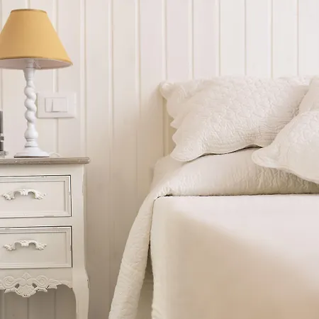 Lungomare & Charme 斯培西亚