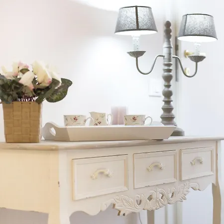 Lungomare & Charme 招待所 4*